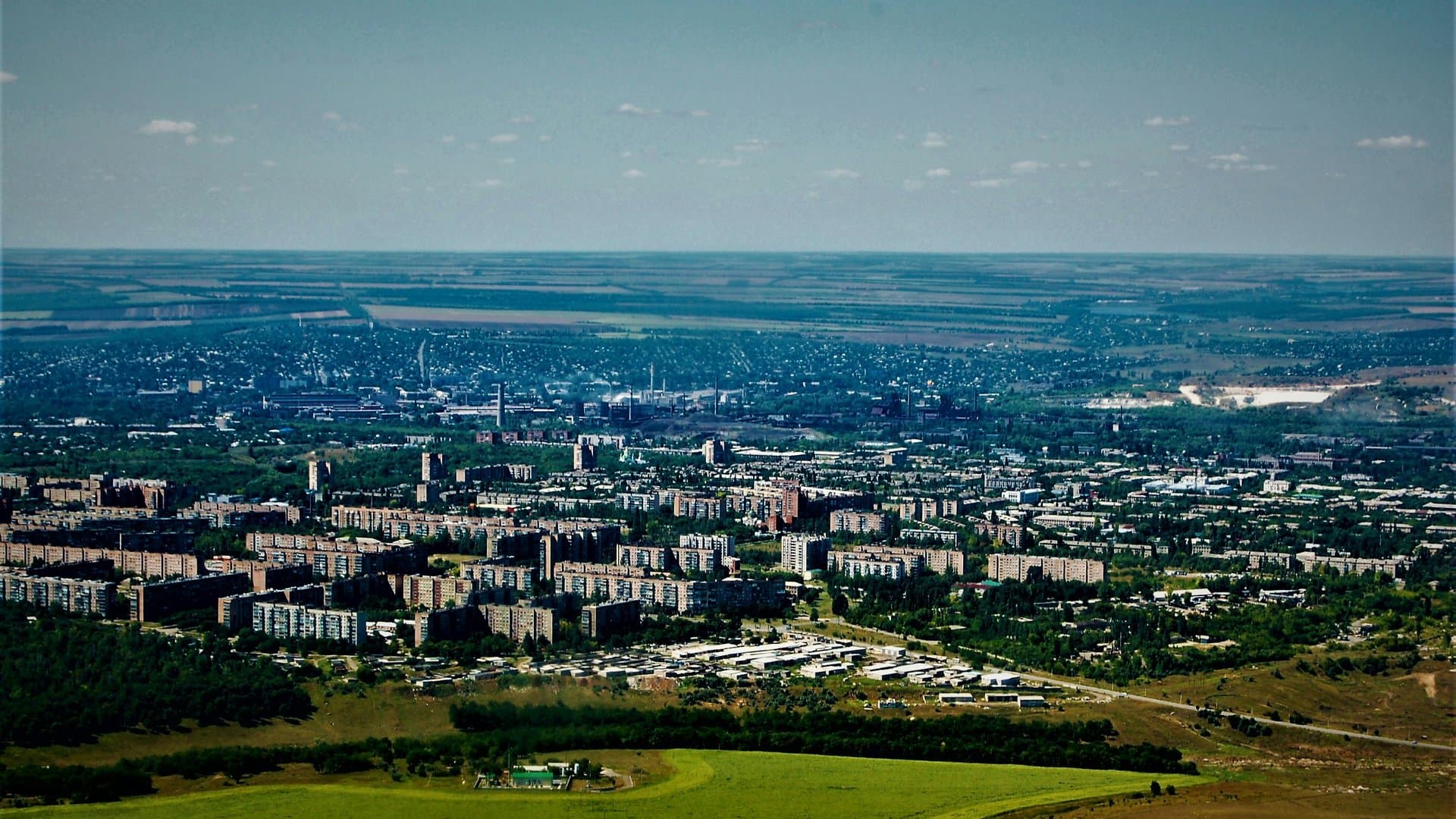 Huddersfield cityscape - Find self-storage in Huddersfield